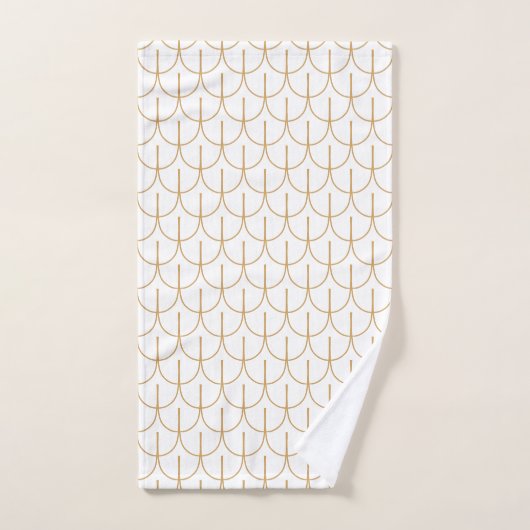 Gold en White Art Deco Fish Scale Pattern Bad Handdoek (Handdoek)