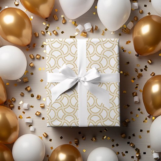 Gold en White Art Deco Pattern Cadeaupapier