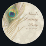 Gold Exotic Peacock Feather Glam Party Favor Ronde Sticker<br><div class="desc">Gold Exotic Peacock Feather Glam Party Favor Stickers. Pas aan met elke gewenste tekst.</div>
