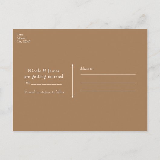 Gold Exotic Peacock Feather Glam Save the Date Aankondigingskaart (Achterkant)