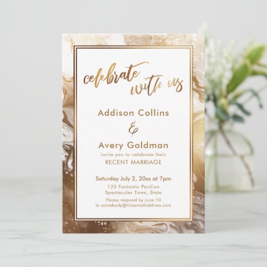 Gold Faux Metallic White Marble Celebrate met ons Kaart (Staand voorkant)