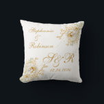 Gold Floral Monogram Logo Wedding Kneeling Kussen<br><div class="desc">Goudwinterbloemmonogram logo bruiloft knielend kussen. Geweldig cadeau voor nieuwe wieren of je favoriete stel voor hun trouwdag. Gemakkelijk om bruidbruinnamen,  initialen en trouwdatum aan te passen. Bestel vandaag nog!</div>