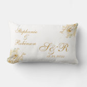 Gold Floral Monogram Wedding Gift Sierkussen Kussen (Voorkant)