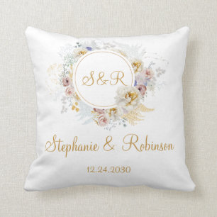 Gold Floral Monogram Wedding Sierkussen