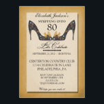 Gold  Floral Shoe 80th Birthday Uitnodiging<br><div class="desc">Dit is een absoluut prachtige en gesofisticeerde uitnodiging van een 80e verjaardagsfeestje die pure elegantie en vrouwelijkheid uitstraalt. Gedaan in een klastige, gedempte, meerkleurige, florale schoen met hoge hak, dit is een chique uitnodiging voor de klassieke vrouw in je leven die haar tachtigste verjaardag viert. Jullie gasten zullen onder de...</div>
