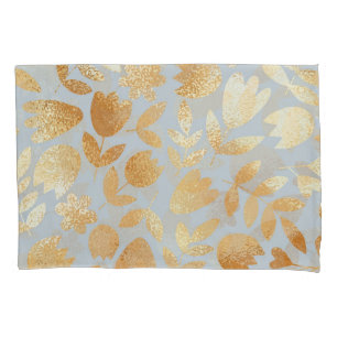Gold flowers, blue background, foil imitation. kussensloop