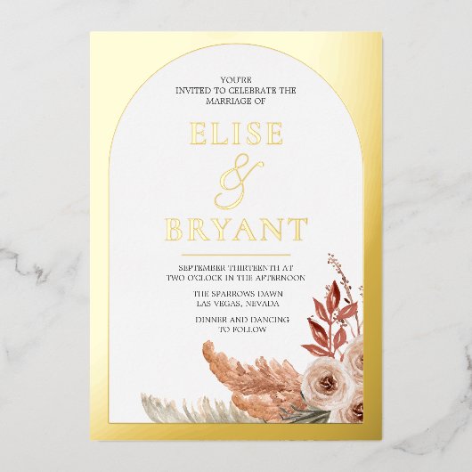 Gold Foil Boho Floral Modern White Wedding Folie Folie Uitnodiging (Voorkant)