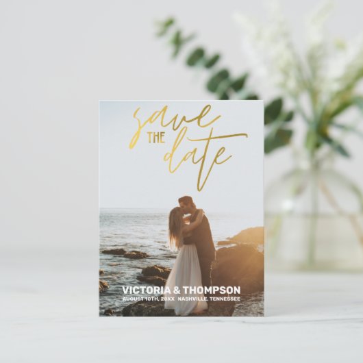 Gold Foil Calligraphy Wedding Personalized Aankondigingskaart (Staand voorkant)