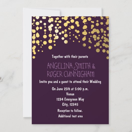 Gold Foil Confetti Dark Paarse bruiloft uitnodigin Kaart (Voorkant)