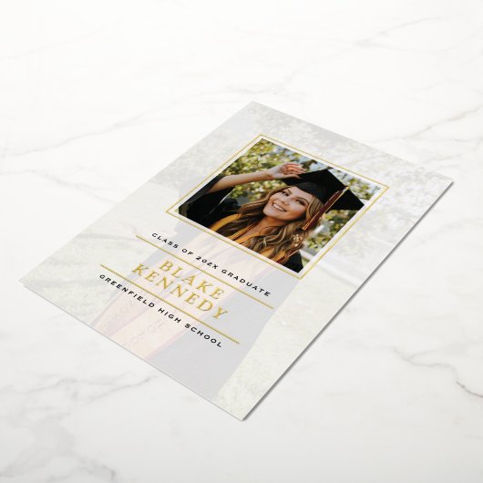 Gold Foil Elegance Vellum ingelijst Afstudeerder A Folie Uitnodiging (Gedraaid)