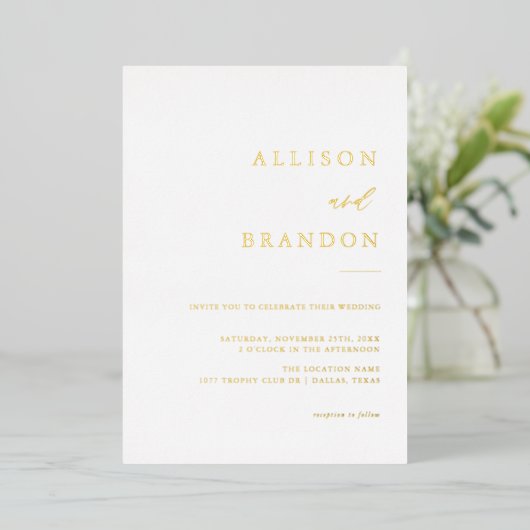 Gold Foil Elegant Calligraphy Simple Wedding Folie Uitnodiging (Staand Voorkant)