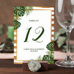 Gold Foil en Green Palm Leaf Beach Weddenschap Kaart<br><div class="desc">Viel in stijl met deze stijlvolle en zeer trendy trouwlijstnummerkaarten. Het ontwerp is voorzien van een gestreepte witte achtergrond met gouden folie, met tropische palmbladeren en de bijbehorende formulering in een diepe groene schaduw... verbluffend en eenvoudig perfect voor elk koppel dat een bestemming of strandfeest wil organiseren. Het ontwerp is...</div>