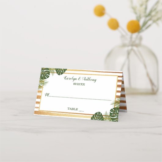 Gold Foil en Green Palm Leaf Beach Weddenschap Plaatskaartje (Voorkant)