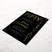 Gold Foil Fifty and Fabulous 50th Birthday Party Folie Uitnodiging (Gedraaid)