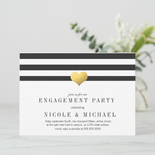 Gold Foil Heart + Stripes Engagement Party Kaart (Staand voorkant)