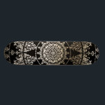 Gold Foil Mandala | Aangepaste kleur Persoonlijk Skateboard<br><div class="desc">Gold Foil Mandala | Aangepaste kleur. Intricate demask patroon mandala met faux gouden folie bekleding. U kunt de kleur van de achtergrond in om het even wat veranderen u wilt. U kunt ook de mandala's bewegen,  roteren en wijzigen,  zoals u dat ook wilt.</div>