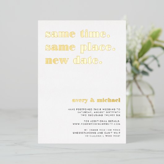 Gold Foil Modern Wedding Postponement Kaart (Staand Voorkant)