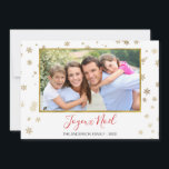 Gold Foil Snowflakes Joyeux Noël Fotokaart Feestdagenkaart<br><div class="desc">Faux Gold Folie Sneeuwvlokken - Joyeux Noël Frans Vrolijk Kerstfeest - Vakantiefotokaart. Het afbeelding,  de datum en de familienaam kunnen worden vervangen op deze eenvoudige en elegante kerstfotokaart.</div>