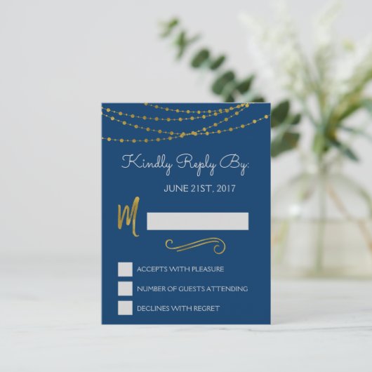 Gold Foil String Lights & Script RSVP Reply Kaart (Staand voorkant)