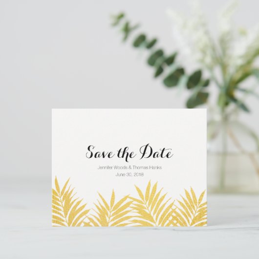 Gold Foliated Clean Simple Save the Date Briefkaar Aankondigingskaart (Staand voorkant)