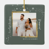 Gold Framed Foto Ons eerste kersthuwelijk Keramisch Ornament (Achterkant)