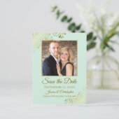 Gold Frills Mint Green Wedding Save the Date Photo Aankondigingskaart (Staand voorkant)
