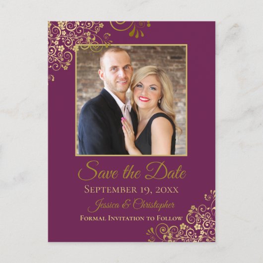 Gold Frills op Cassis Wedding Save the Date Photo Aankondigingskaart (Voorkant)