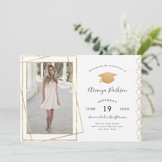 Gold Geometric afstuderen Invitation Kaart (Staand voorkant)