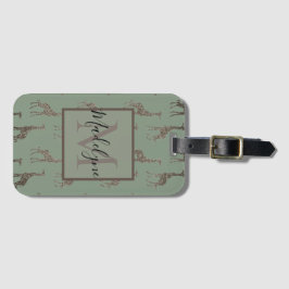 Gold Giraffe op Sage Green Monogram Bagagelabel