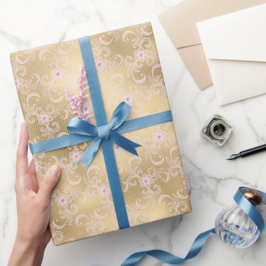 Gold Glam Pretty Pink Floral Lace Bridal Shower Cadeaupapier (Geschenken)