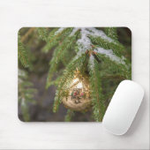 Gold Glass kerstversiering op Evergreen Tree Muismat (Met muis)