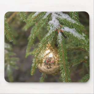 Gold Glass kerstversiering op Evergreen Tree Muismat