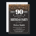 Gold Glitter 90th Birthday Invitation Kaart<br><div class="desc">Gold Glitter 90th Birthday Invitation. Witte Typografie. Achtergrond zwart-wit karton. Volwassen verjaardag. Mannelijke Mannen of vrouwen: Birthday. Kinder jongen of meisje Lady Teen Teenage Bday Invite. 13e 15e 16e 18e 21e 30e 40e 50e 60e 70e 80e 90e 100e. Elke leeftijd. Voor verdere aanpassing, te klikken gelieve de knoop "van de...</div>