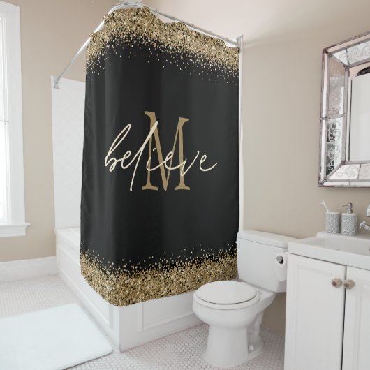 Gold Glitter Black Believe Script Monogram Initiaa Douchegordijn (In situ)