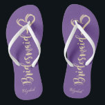 Gold Glitter Bridesmaid, Hearts Viole - Gepersonal Teenslippers<br><div class="desc">Kute gouden bruidsbruidsmeisje en hart op violette achtergrond met jouw naam. Selecteer de kostumeknop om de lettertypestijl,  kleur en grootte te wijzigen. Elk meisje zou graag een elegant en stijlvol ontwerp hebben.</div>