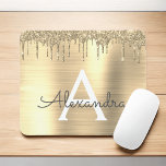 Gold Glitter Brushed Metal Monogram Name Muismat<br><div class="desc">Gold Faux Folie Metallic Sparkle Glitter Brushed Metal Monogram Name and Initiaal Mousepad (muispad). Dit maakt de perfecte liefhebbende 16 verjaardag,  bruiloft,  vrijgezellenfeest,  verjaardagsdag,  baby shower of vrijgezellenfeest voor iemand die van luxe glam en stijl houdt.</div>