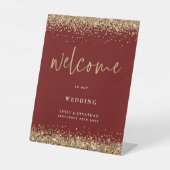 Gold Glitter Burgundy Names Welcome Weddenschap Reclamebord Met Voetstuk (Voorkant)