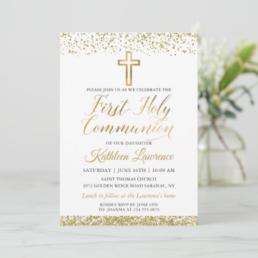 Gold Glitter Cross Script First Heilige Communie Kaart (Staand voorkant)