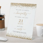 Gold Glitter Dagen tot Mrs Name Welkom Hen doet Reclamebord Met Voetstuk (Insitu)