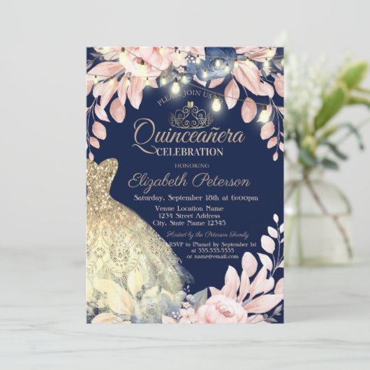 Gold Glitter Dress, Tiara Floral Quinceañera Kaart (Staand voorkant)
