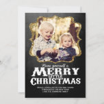 Gold Glitter en Chalkboard kerstfotokaart Feestdagenkaart<br><div class="desc">Ga de goede kant op met deze kerstkaart voor het bord! Dit ontwerp is voorzien van een krijtbordachtergrond met hints van digitale goudglitterbeelden.</div>