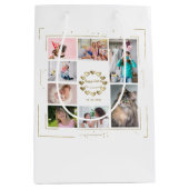 Gold Glitter Family Photo Collage Happy Pasen Medium Cadeauzakje (Voorkant)
