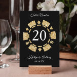 Gold Glitter Monogram Poker Chip Casino Wedding Kaart<br><div class="desc">Viel in stijl met deze moderne en zeer trendy trouwtafel nummerkaarten. Dit ontwerp is gemakkelijk te personaliseren met uw eigen formulering en uw gasten zullen enthousiast zijn wanneer zij deze geweldige tabelnummers zien. Overeenkomende objecten zijn te vinden in het collectie. *** HOE MOET U BESTELLEN *** Gelieve elke tabelnummerkaart aan...</div>