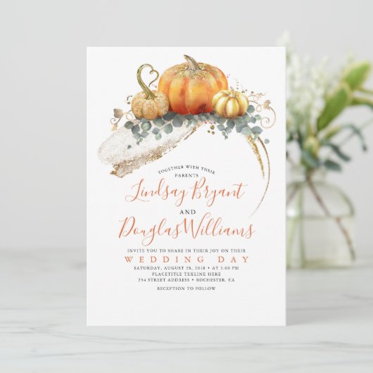Gold Glitter Oranje Pumpkins Elegant Fall Wedding Kaart (Staand voorkant)