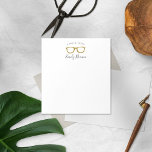 Gold Glitter Retro Glasses Note Pad Notitieblok<br><div class="desc">Mijn Gold Glitter Retro Glasses Note Pad geeft iedereen een geweldig cadeau. Pas aan met een naam voor een uniek geschenk. De gepersonaliseerde notitieblokken maken voor elke gelegenheid grote geschenken. Het ontwerp is voorzien van faux goudglitterretro-brillen en schone typografie. Andere kleuren opties beschikbaar.</div>