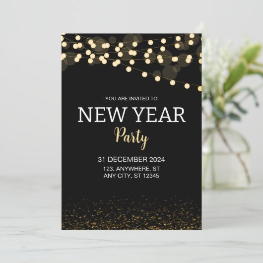 Gold Glitter String Lights New Year's Eve Party Kaart (Staand voorkant)