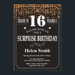 Gold Glitter Surprise 16th Birthday Invitation Kaart<br><div class="desc">Gold Glitter Surprise 16th Birthday Invitation. Witte Typografie. Achtergrond zwart-wit karton. Kinderen van afgelopen dag. Mannelijke Mannen of vrouwen: Birthday. Kinder jongen of meisje Lady Teen Teenage Bday Invite. 13e 15e 16e 18e 21e 30e 40e 50e 60e 70e 80e 90e 100e. Elke leeftijd. Voor verdere aanpassing, te klikken gelieve de...</div>