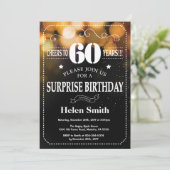Gold Glitter Surprise 60th Birthday Invitation Kaart (Staand voorkant)