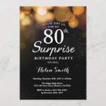 Gold Glitter Surprise 80th Birthday Invitation Kaart<br><div class="desc">Gold Glitter Surprise 80th Birthday Invitation Card. Volwassen verjaardag. Glitter Bokeh achtergrond. 13e 15e 16e 18e 21e 30e 40e 50e 70e 80e 90e 100e. Elke leeftijd. Voor verdere aanpassing,  te klikken gelieve de knoop "van de Aanpassing het"en ons ontwerphulpmiddel te gebruiken om deze sjabloon te wijzigen.</div>