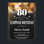 Gold Glitter Surprise 80th Birthday Invitation Kaart<br><div class="desc">Gold Glitter Surprise 80th Birthday Invitation. Witte Typografie. Achtergrond zwart-wit karton. Volwassen verjaardag. Mannelijke Mannen of vrouwen: Birthday. Kinder jongen of meisje Lady Teen Teenage Bday Invite. 13e 15e 16e 18e 21e 30e 40e 50e 60e 70e 80e 90e 100e. Elke leeftijd. Voor verdere aanpassing, te klikken gelieve de knoop "van...</div>